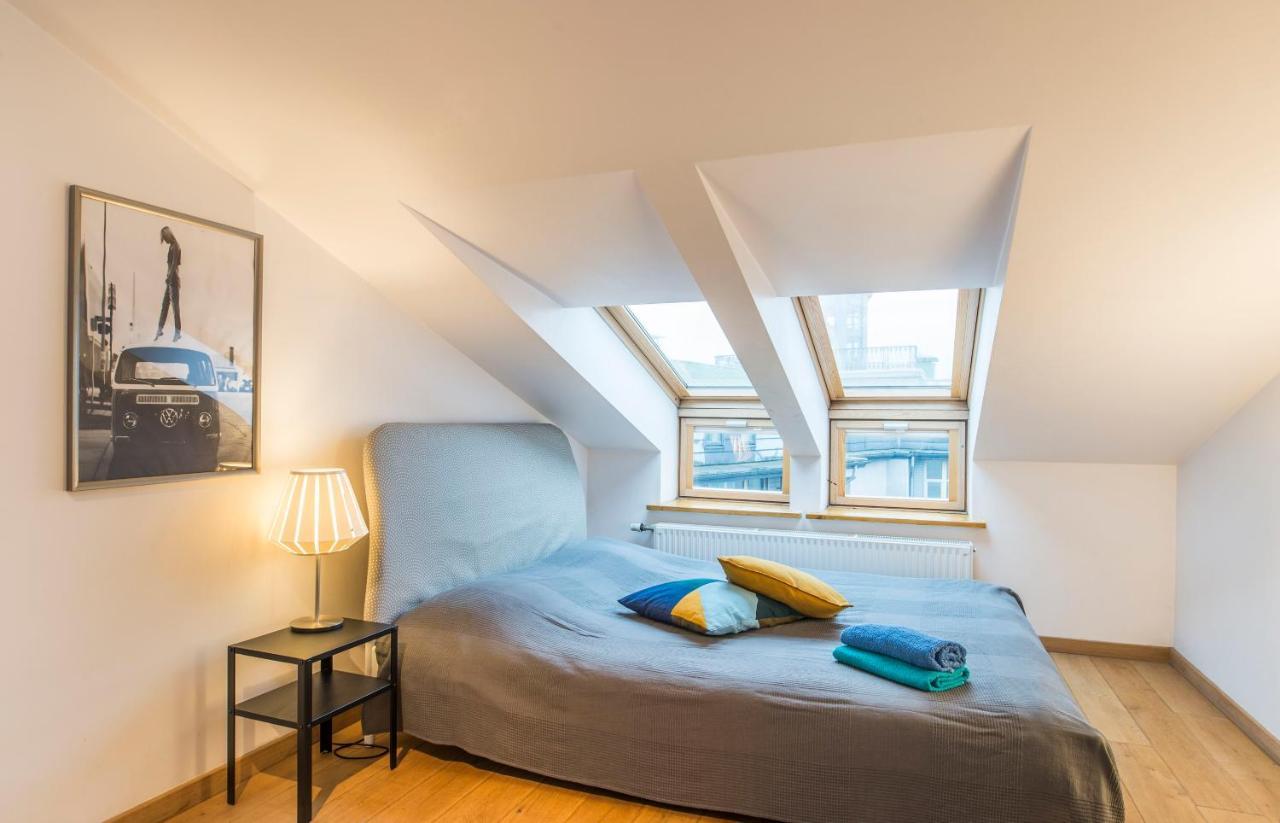 Central 2-Level Penthouse With Terrace And Free Parking Рига Экстерьер фото