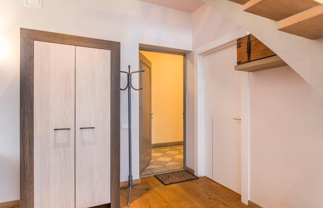 Central 2-Level Penthouse With Terrace And Free Parking Рига Экстерьер фото